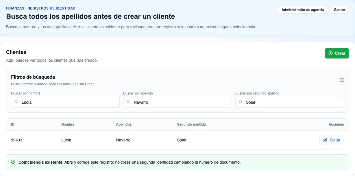 Reconstrucción acotada de escritorio en español de los filtros y columnas actuales de Clientes, con la búsqueda ficticia Lucía Navarro Soler y una única coincidencia; la lista real no se carga.